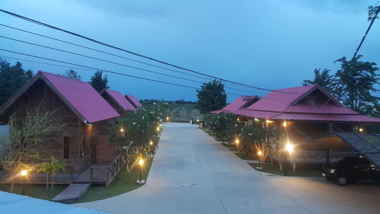 Ingaun Resort Kanchanaburi Ban Noi  外观 照片
